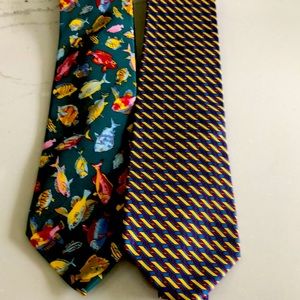 Set of 2 Vintage Gucci Ties